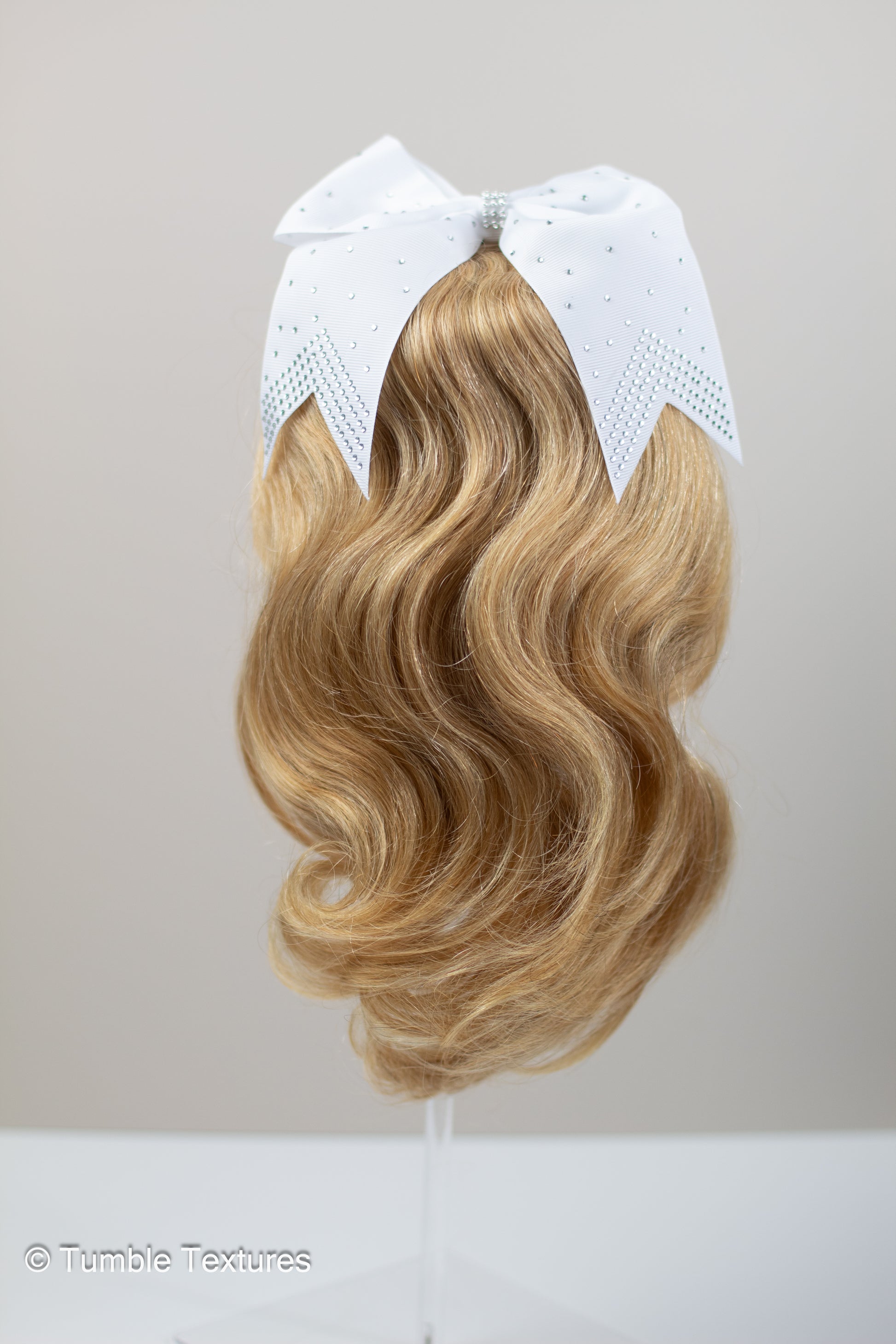 Polished Straight Pony: Honey Blonde